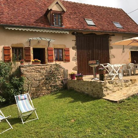 Gite Le Mur Magnifique Longere Au Bourgogne-Du-Sud Villa Oye Exterior photo