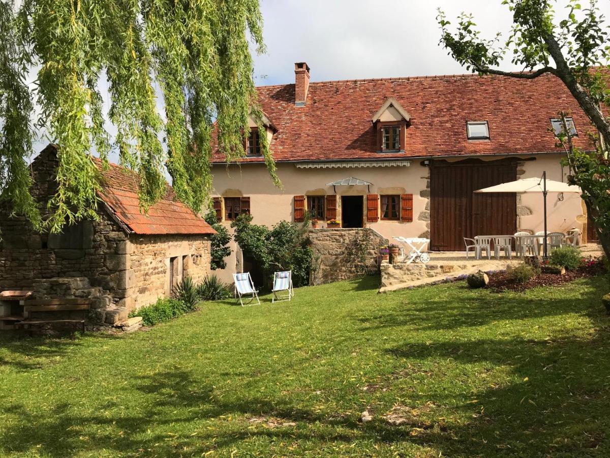 Gite Le Mur Magnifique Longere Au Bourgogne-Du-Sud Villa Oye Exterior photo